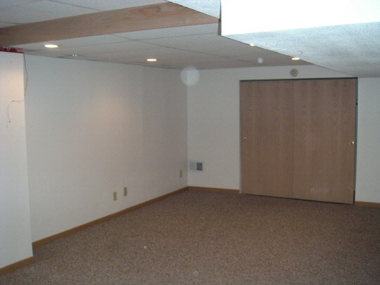 1832 Highridge Road Rockford, IL 61108 - Photo 11 of 11 Gallery Image 11