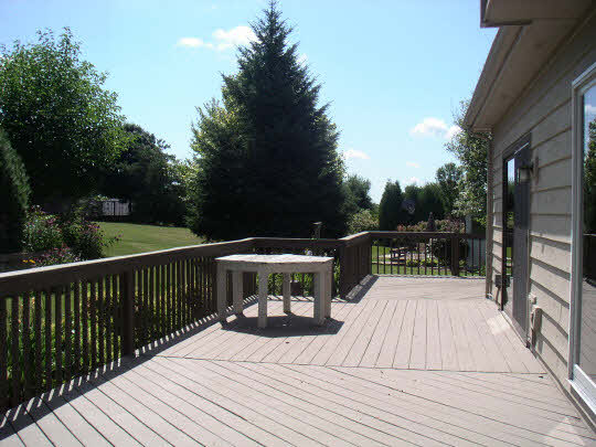 1832 Highridge Road Rockford, IL 61108 - Photo 2 of 11 Gallery Image 2