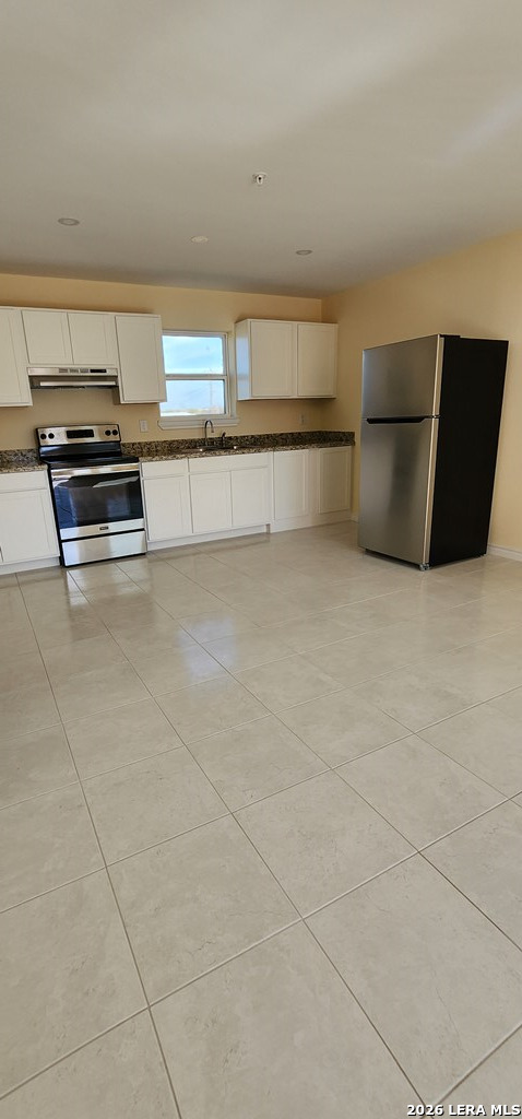 118 Grass Valley Road, Unit 208 Eagle Pass, TX 78852 - Photo 15 of 28 a view of kitchen with furniture and cabinet