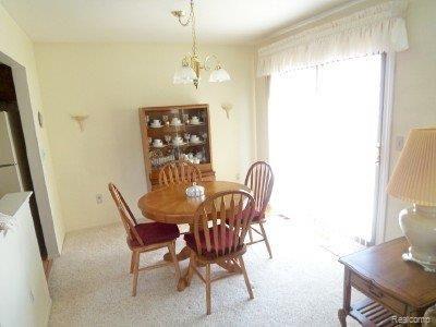 24541 Woodbridge Road, Unit 40 Warren, MI 48091 - Photo 5 of 10 dining room