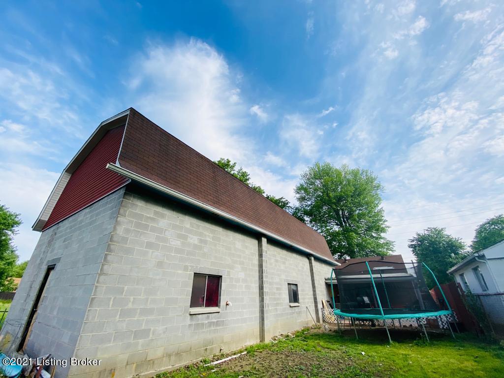 3324 Farnsley Road Louisville, KY 40216 - Photo 37 of 56 PHOTO-2021-05-07-17-02-38 - Copy (8)