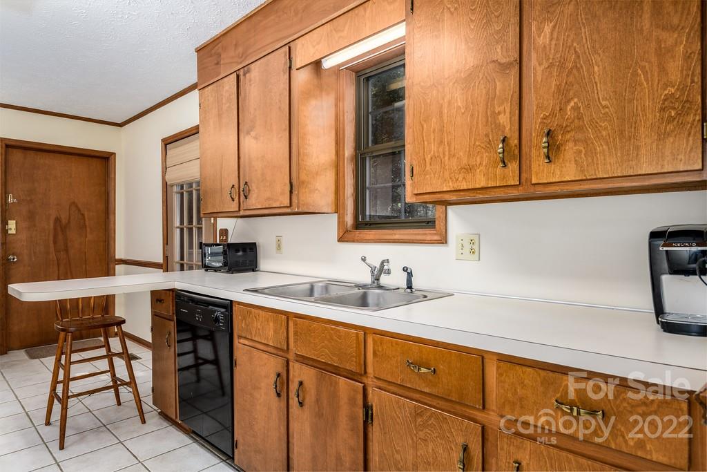 2683 Farmland Acrs Road Morganton, NC 28655 - Photo 12 of 24 Gallery Image 12