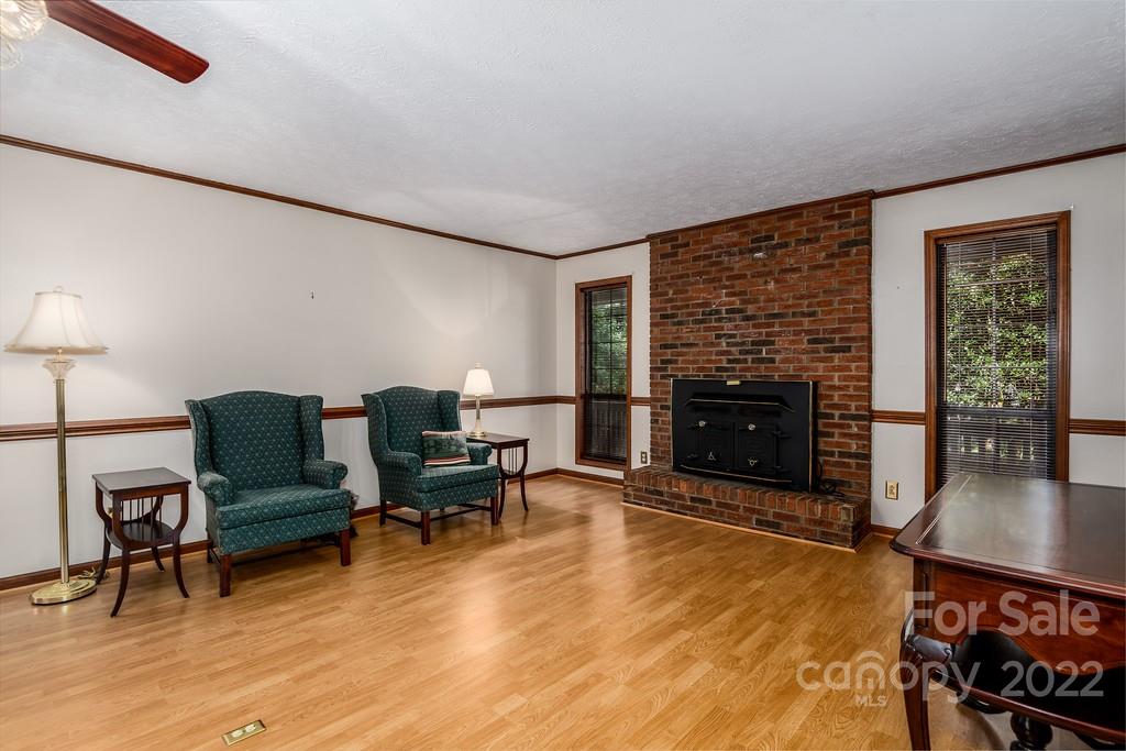 2683 Farmland Acrs Road Morganton, NC 28655 - Photo 7 of 24 Gallery Image 7