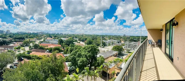 $2,600 | 1690 Southwest 27th Avenue, Unit 806, Miami, FL 33145