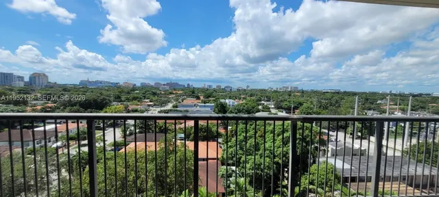 $2,600 | 1690 Southwest 27th Avenue, Unit 806, Miami, FL 33145