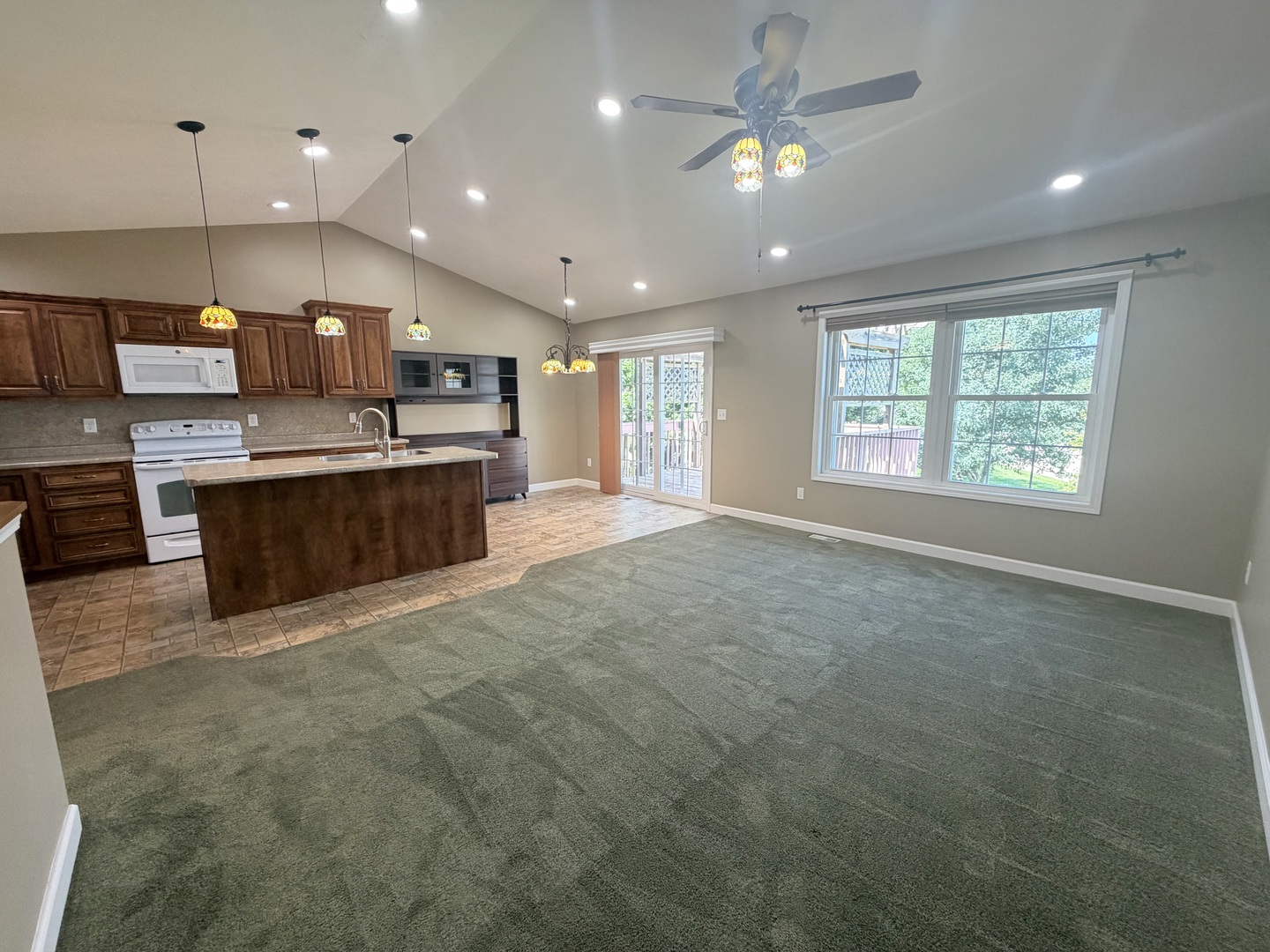 171 Cassidy Road Normal, IL 61761 - Photo 8 of 31
