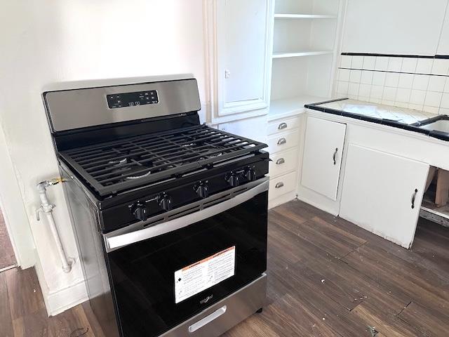 453 Grand Avenue South San Francisco, CA 94080 - Photo 4 of 9 a stove top oven sitting inside of a kitchen
