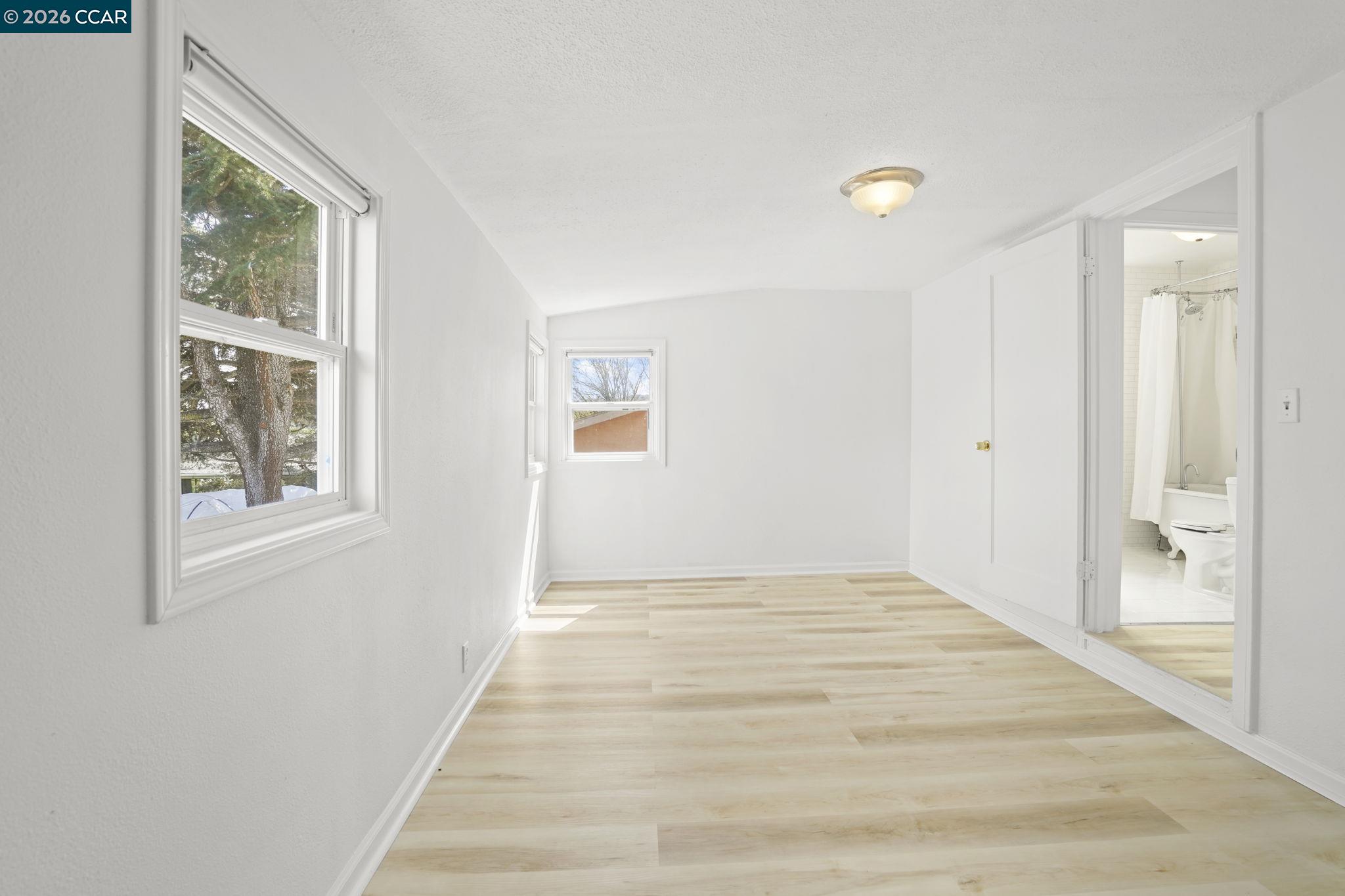 742 La Paloma Road El Sobrante, CA 94803 - Photo 5 of 24