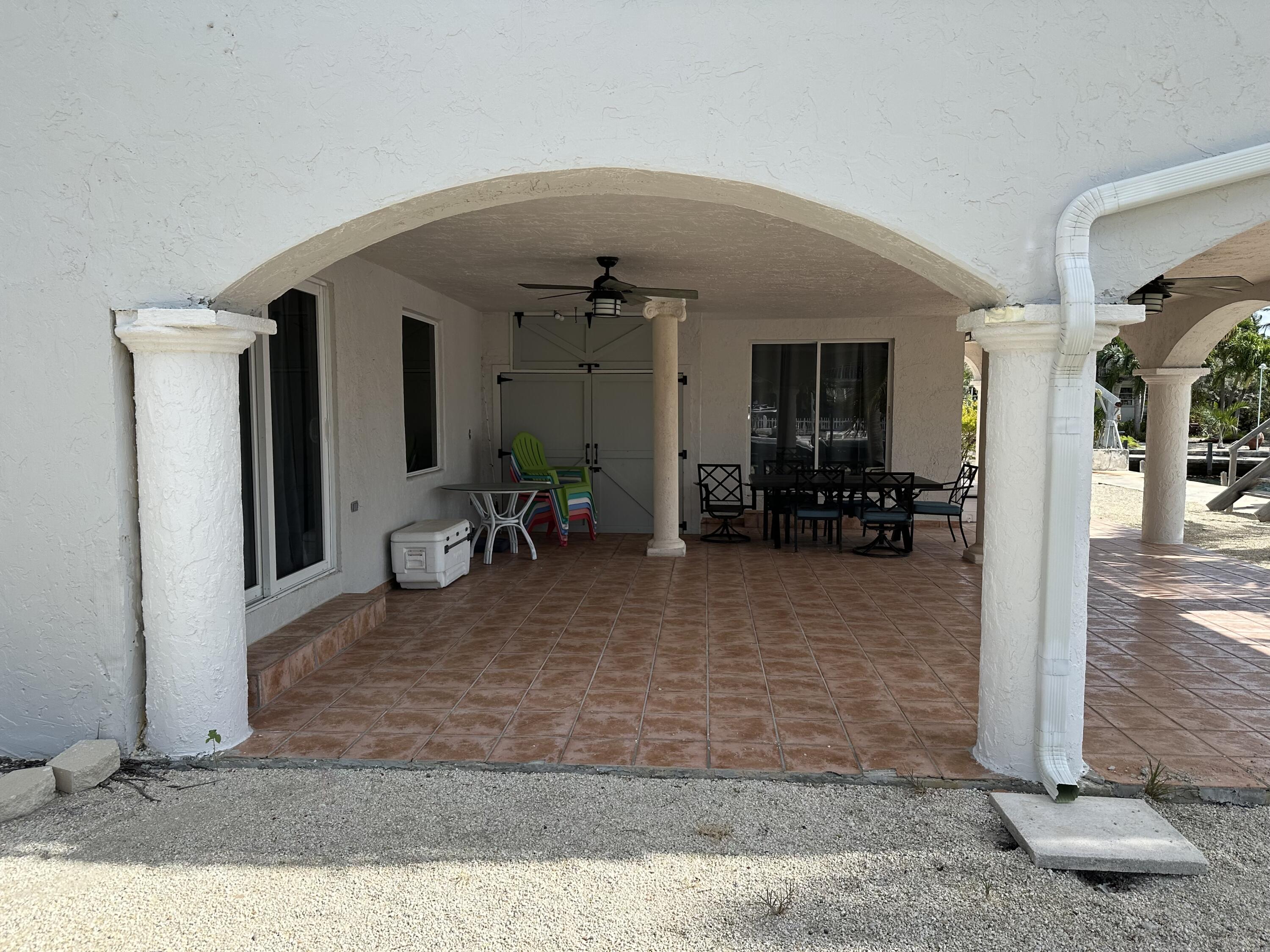 147 Redwing Road Tavernier, FL 33070 - Photo 4 of 11 20240505_140557212_iOS