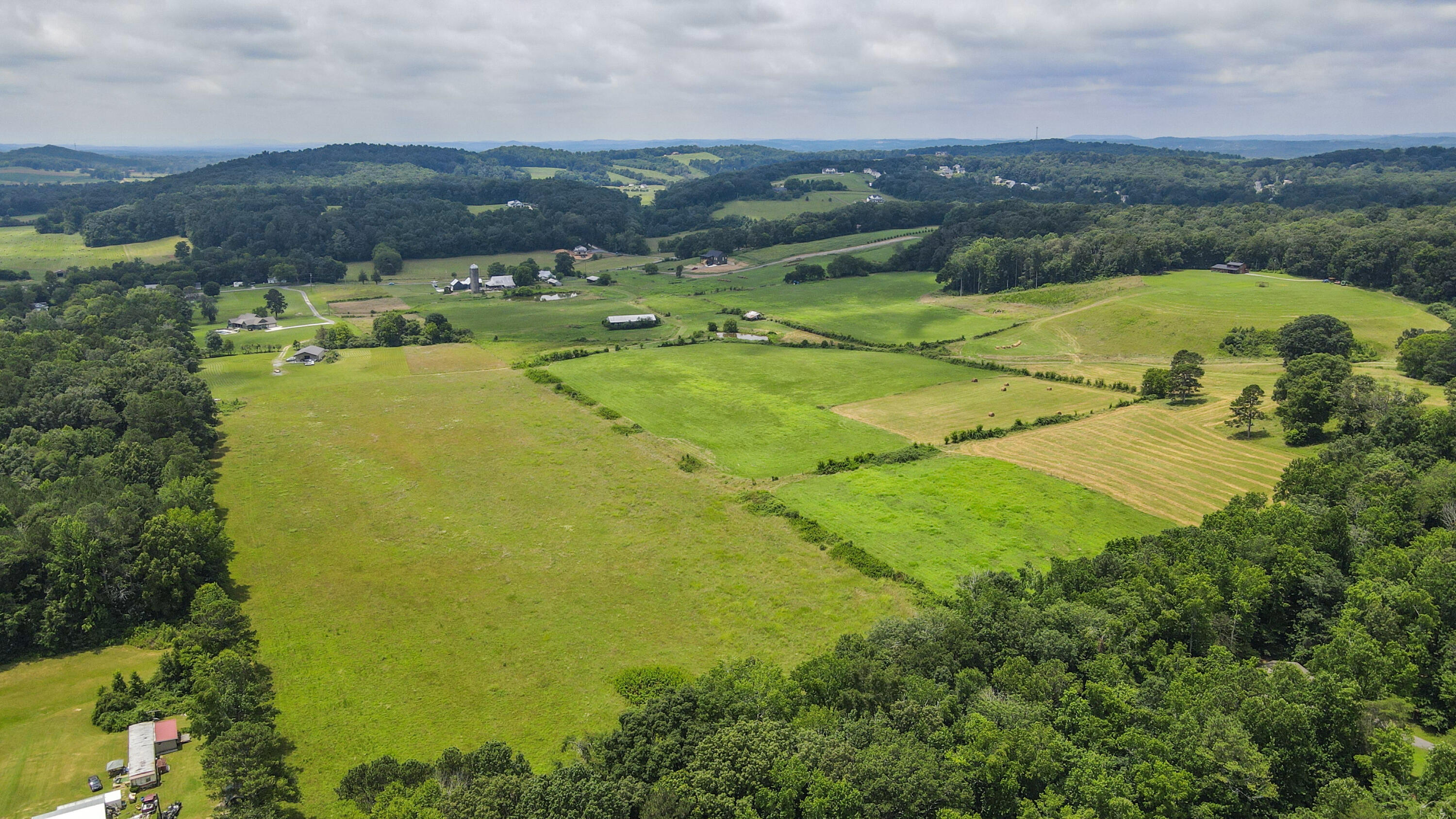 3 Bates Pike Southeast Cleveland, TN 37323 - Photo 6 of 7 63-DJI_0200
