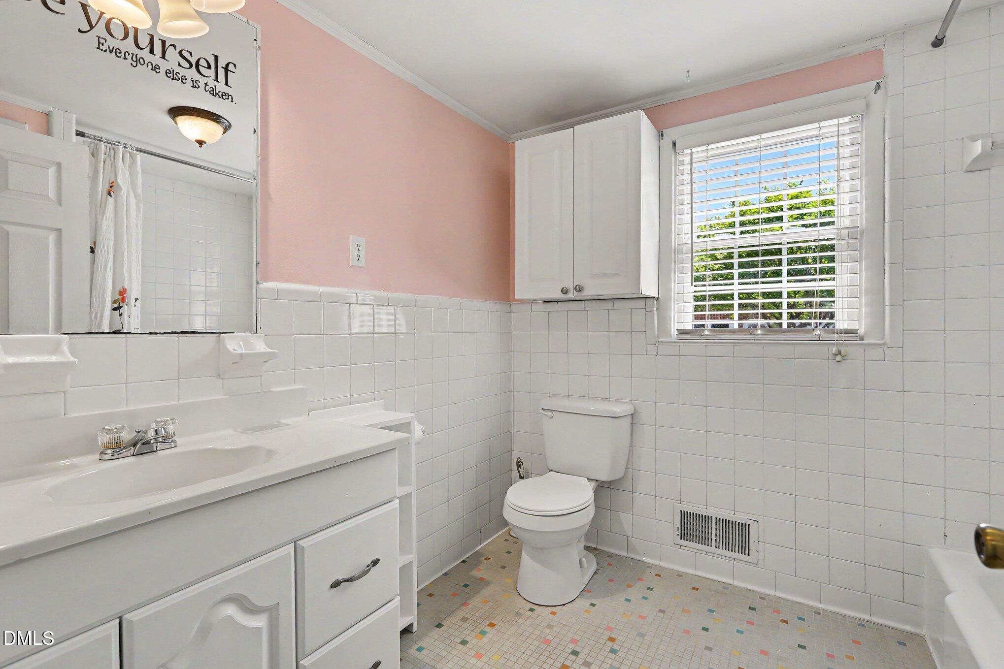 1782 Chicora Road Dunn, NC 28334 - Photo 21 of 65 Full Bathroom