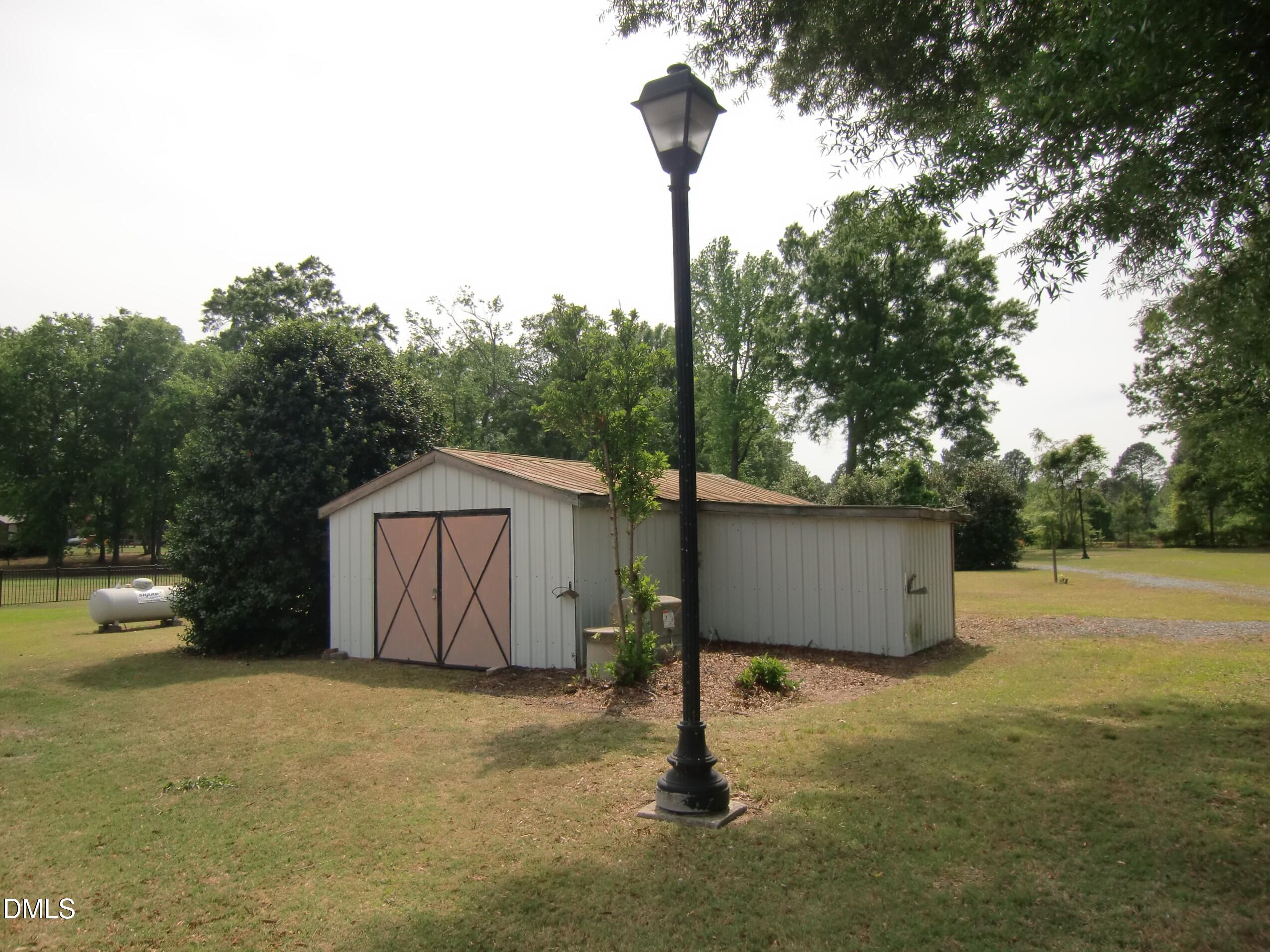1782 Chicora Road Dunn, NC 28334 - Photo 44 of 65 Barn