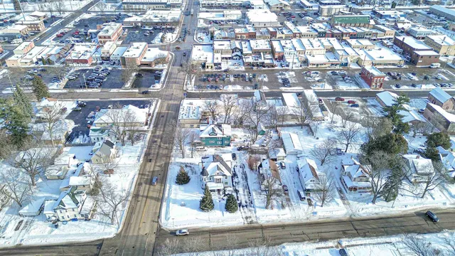 $239,900 | 106 South Franklin Street, Shawano, WI 54166