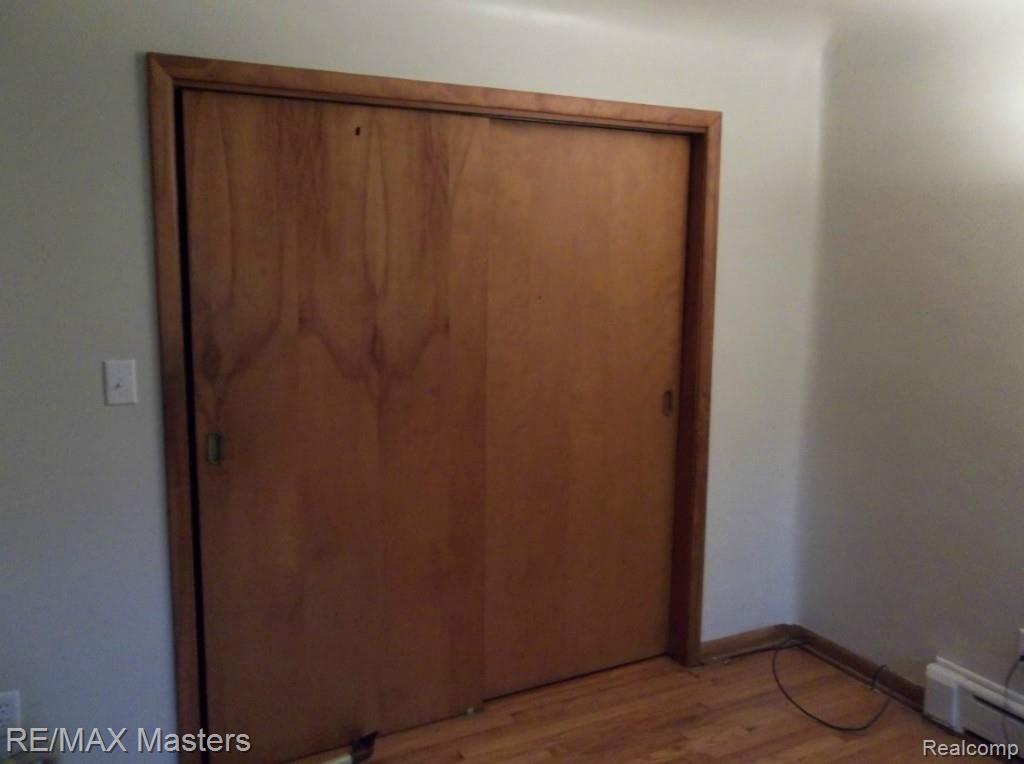 2732 West Labo Road Carleton, MI 48117 - Photo 11 of 29 Large closets in all bedrooms