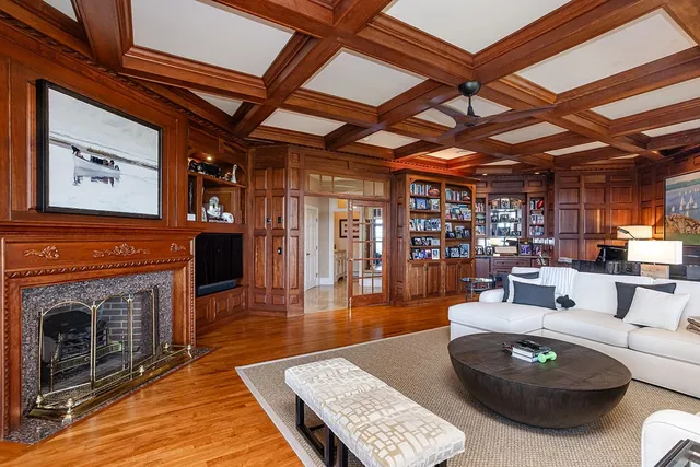 $8,995,000 | 135 Cliff Drive, Narragansett, RI 02882