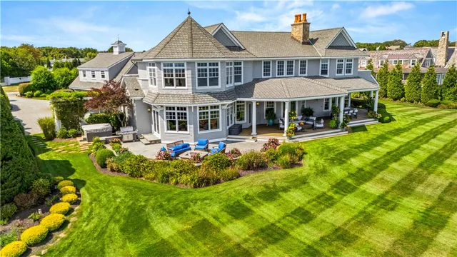 $8,995,000 | 135 Cliff Drive, Narragansett, RI 02882