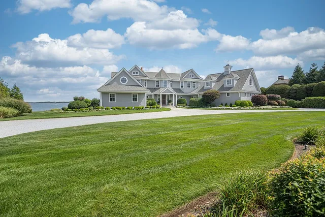 $8,995,000 | 135 Cliff Drive, Narragansett, RI 02882