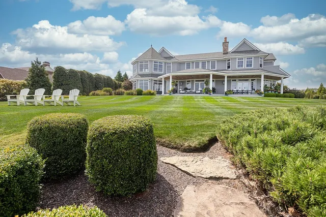 $8,995,000 | 135 Cliff Drive, Narragansett, RI 02882