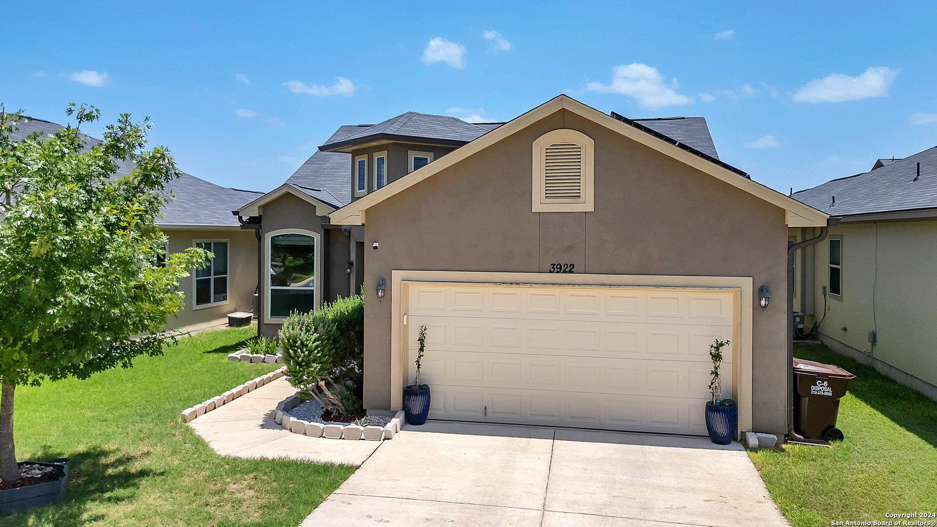 3922 Key W Way Converse, TX 78109 - Photo 5 of 38
