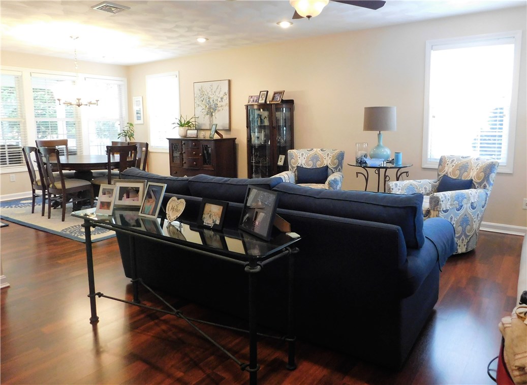 75 Sachem Road Narragansett, RI 02882 - Photo 14 of 37