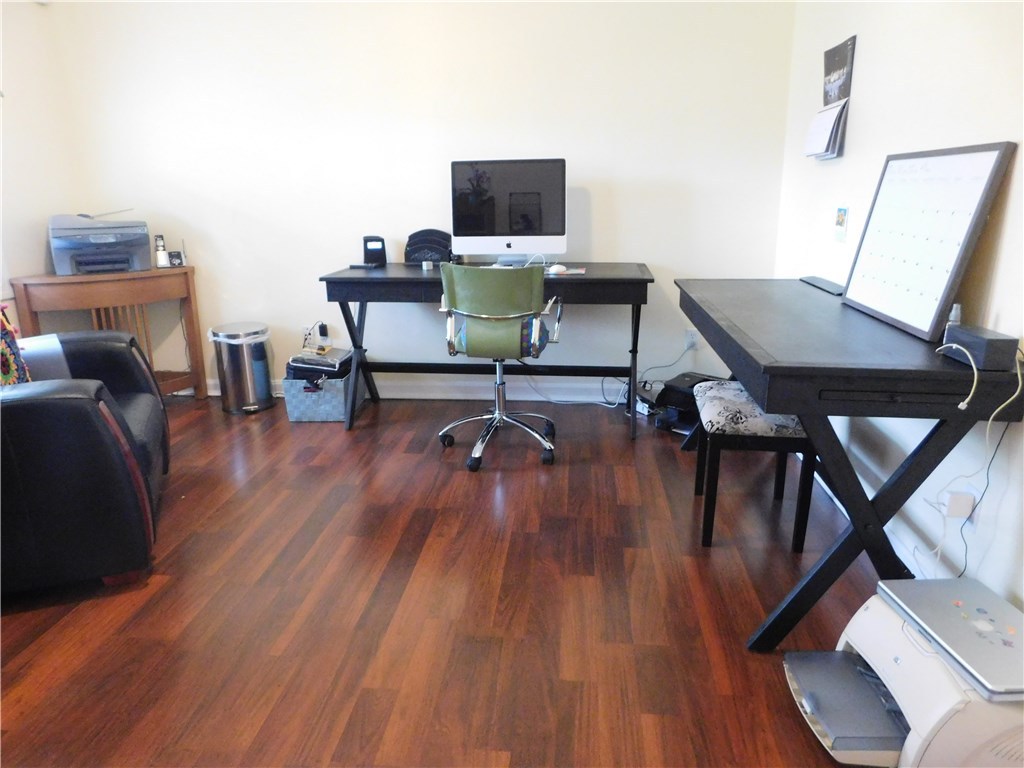 75 Sachem Road Narragansett, RI 02882 - Photo 17 of 37 First floor Den / Study
