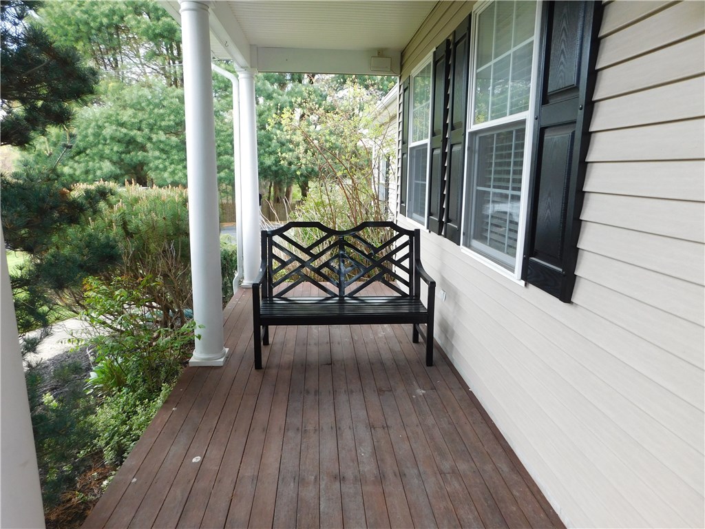 75 Sachem Road Narragansett, RI 02882 - Photo 7 of 37