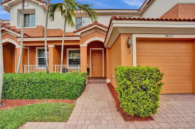 $389,000 | 7463 Sarentino Lane, Boynton Beach, FL 33437