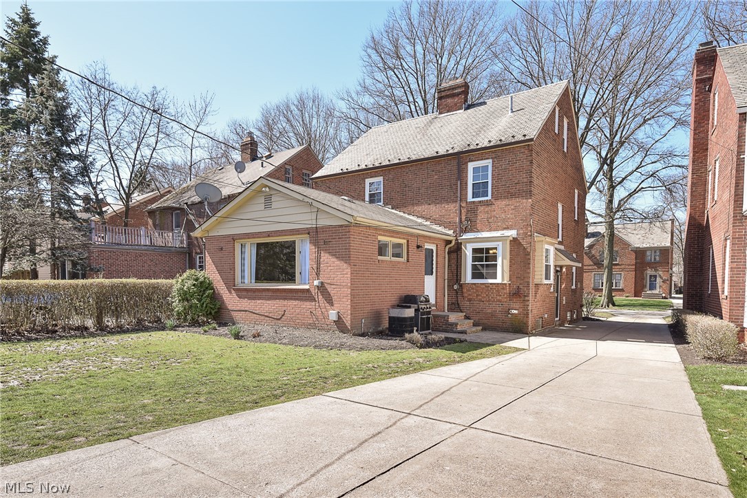 2375 Saybrook Road Cleveland, OH 44118 - Photo 34 of 35