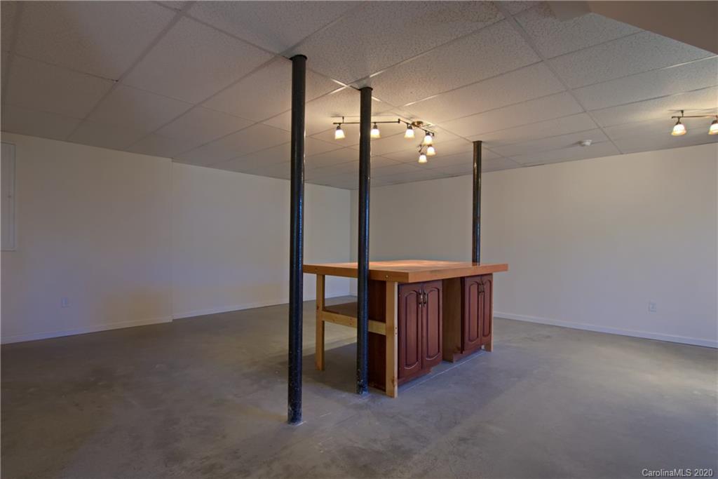 2923 Blanton Branch Road Sylva, NC 28779 - Photo 28 of 47 Gallery Image 28