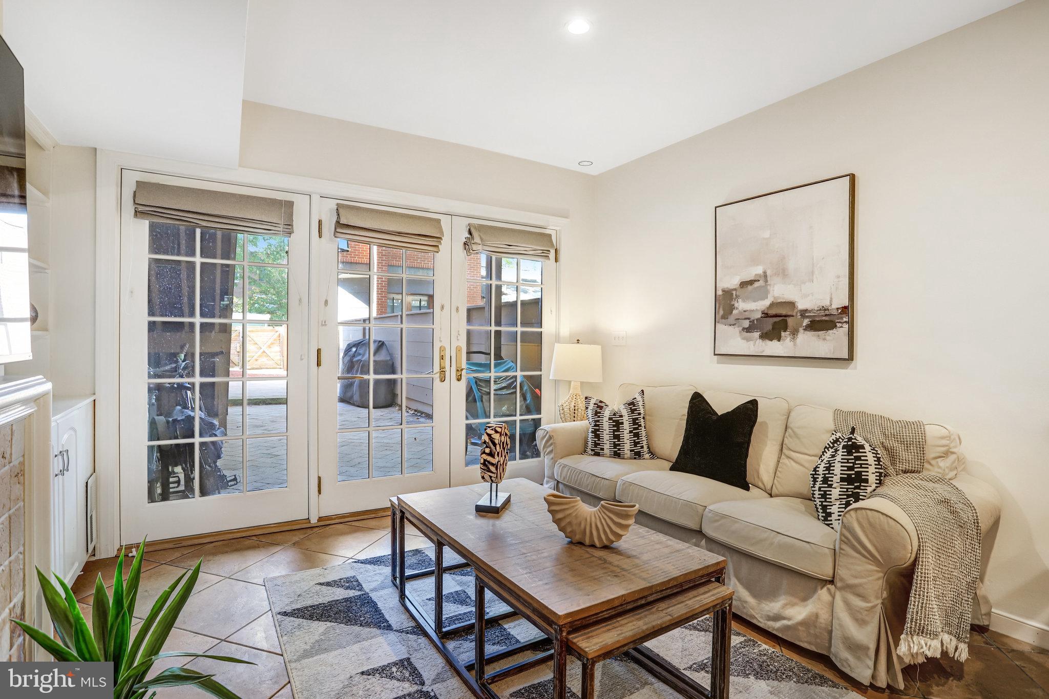 745 10th Street Southeast Washington, DC 20003 - Photo 41 of 54