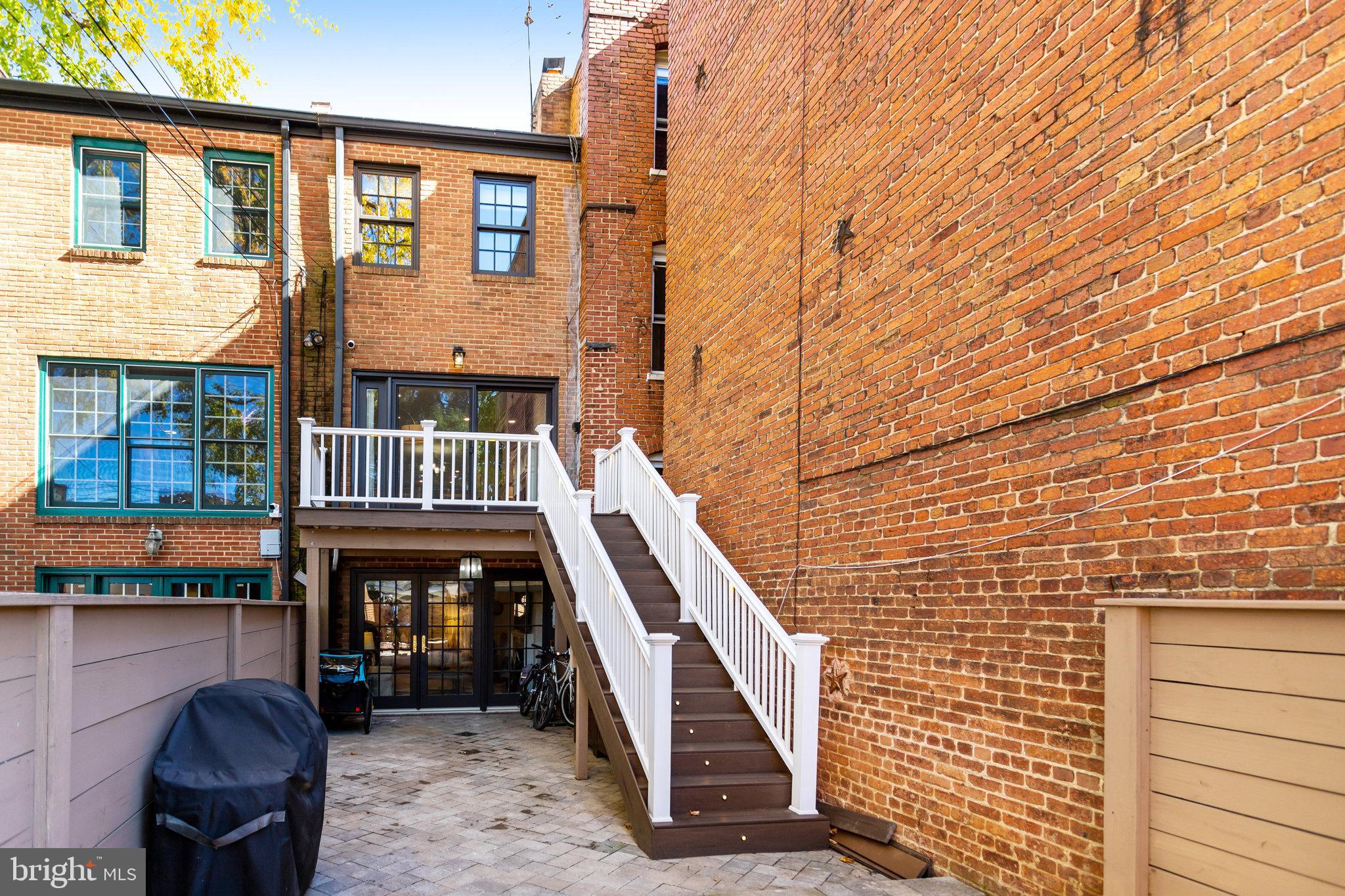 745 10th Street Southeast Washington, DC 20003 - Photo 46 of 54