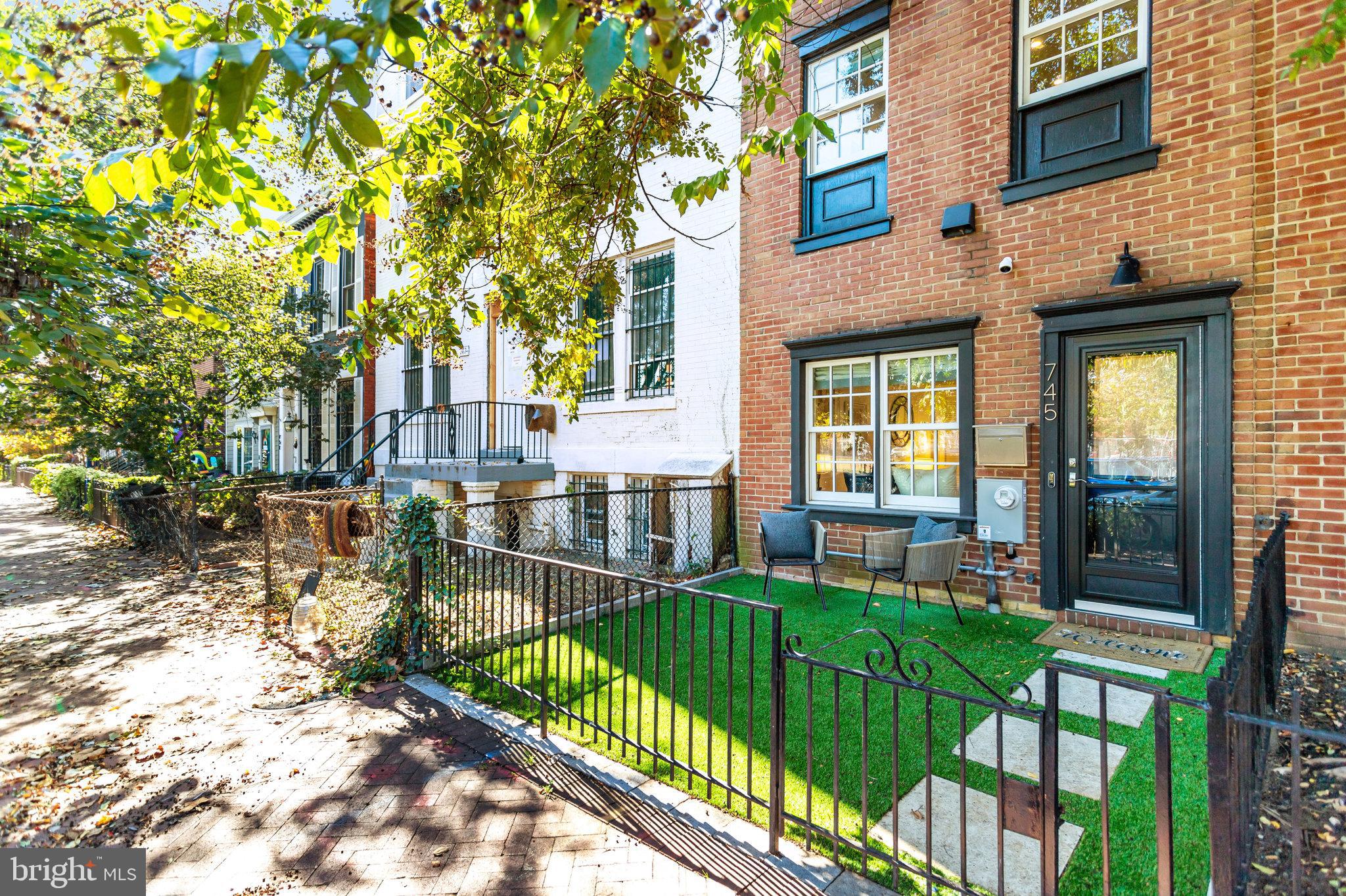 745 10th Street Southeast Washington, DC 20003 - Photo 51 of 54