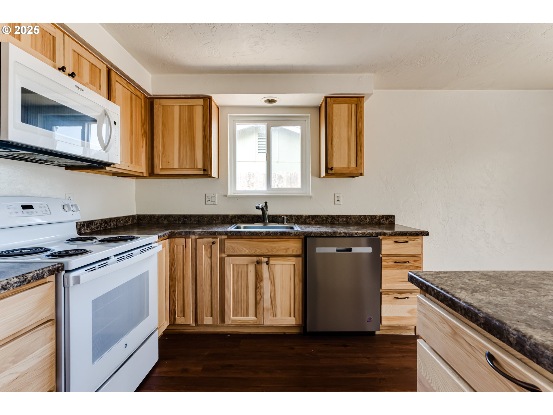786-788 West Quinalt Street Springfield, OR 97477 - Photo 13 of 26