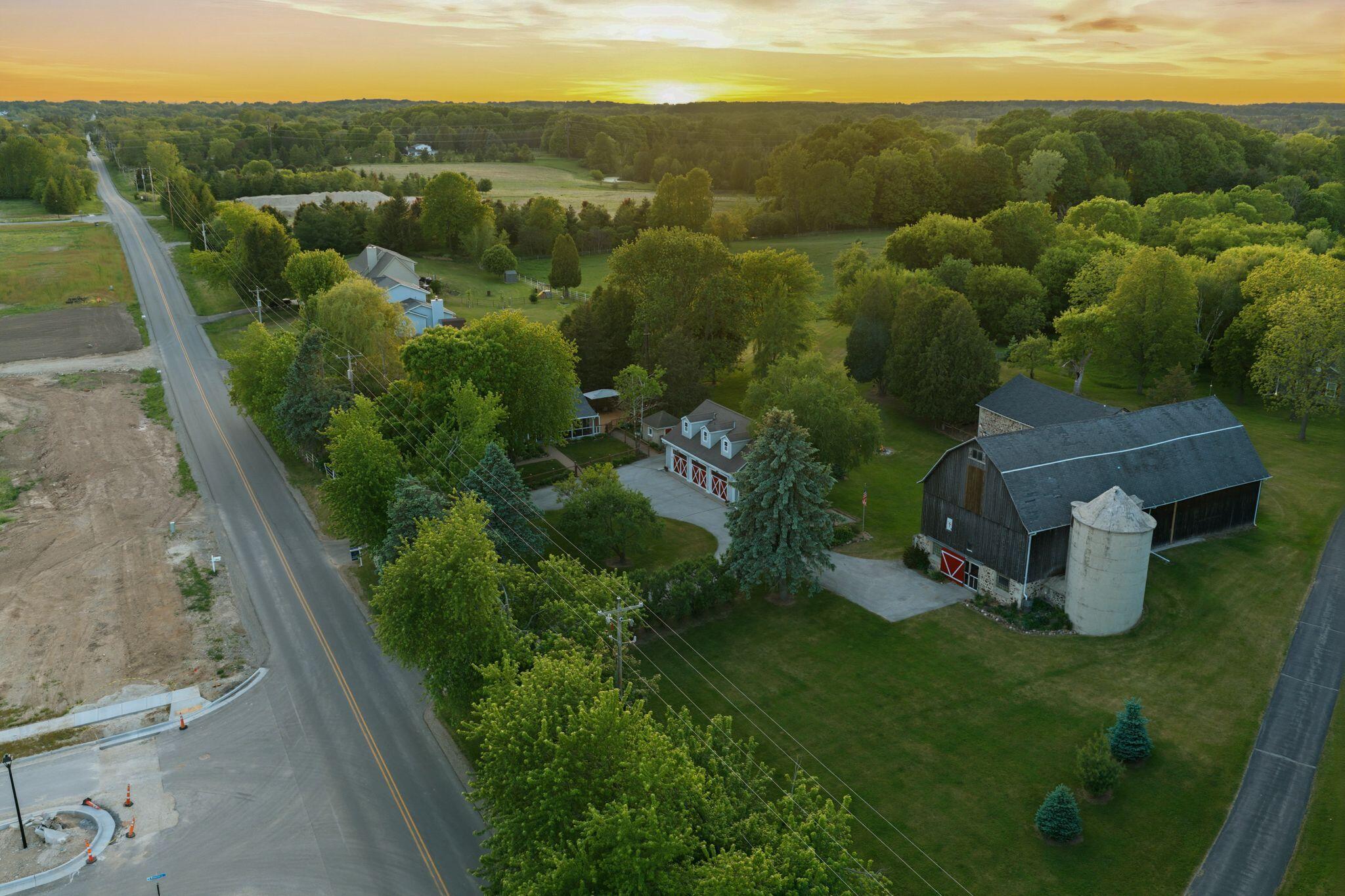1770 Pleasant Valley Road Grafton, WI 53024 - Photo 68 of 88 1770 Pleasant Valley Rd, Grafton-8