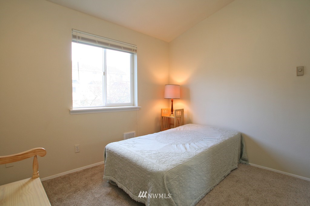 833 Southwest Sunset Boulevard, Unit H41 Renton, WA 98057 - Photo 12 of 15