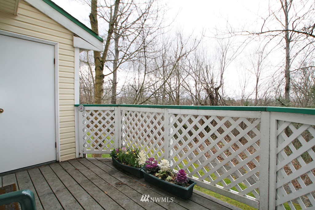 833 Southwest Sunset Boulevard, Unit H41 Renton, WA 98057 - Photo 14 of 15