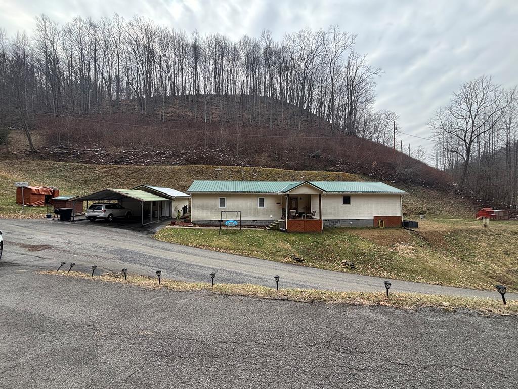 2474 Bear Branch Road Vansant, VA 24656 - Photo 23 of 27 Gallery Image 23