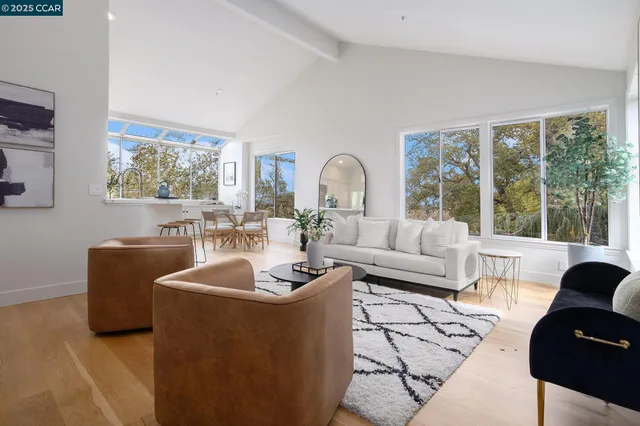 $1,950,000 | 2199 Hidden Pond Road, Lafayette, CA 94549