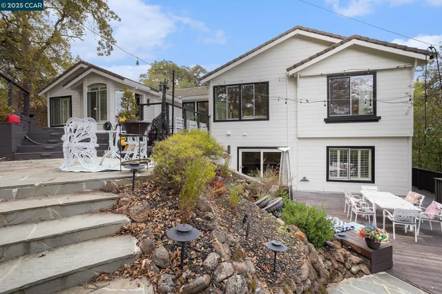 $1,950,000 | 2199 Hidden Pond Road, Lafayette, CA 94549