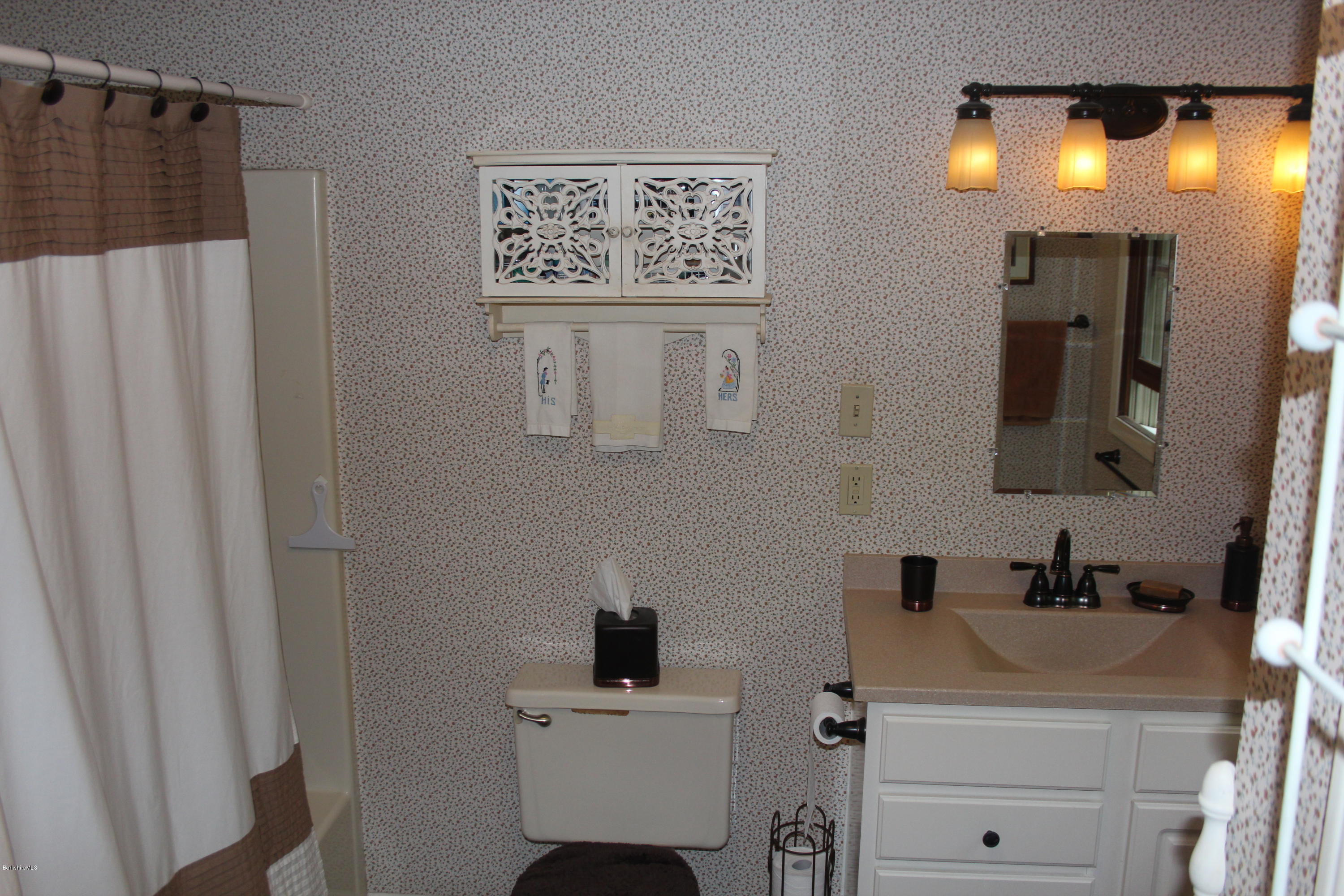 105 Cadwell Road, Unit 105 Pittsfield, MA 01201 - Photo 11 of 23 Updated Full Bath