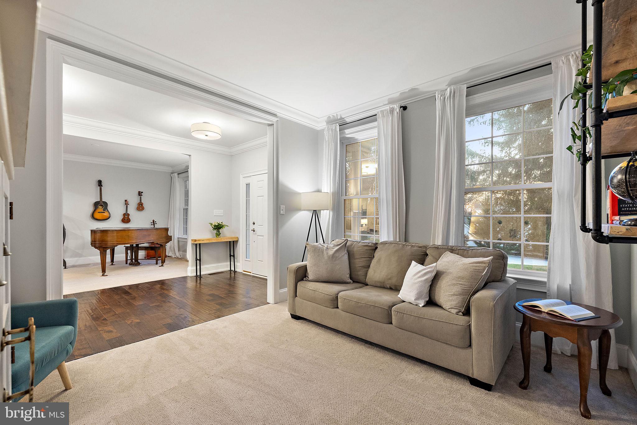 707 Grace Way Exton, PA 19341 - Photo 12 of 63 Living Room