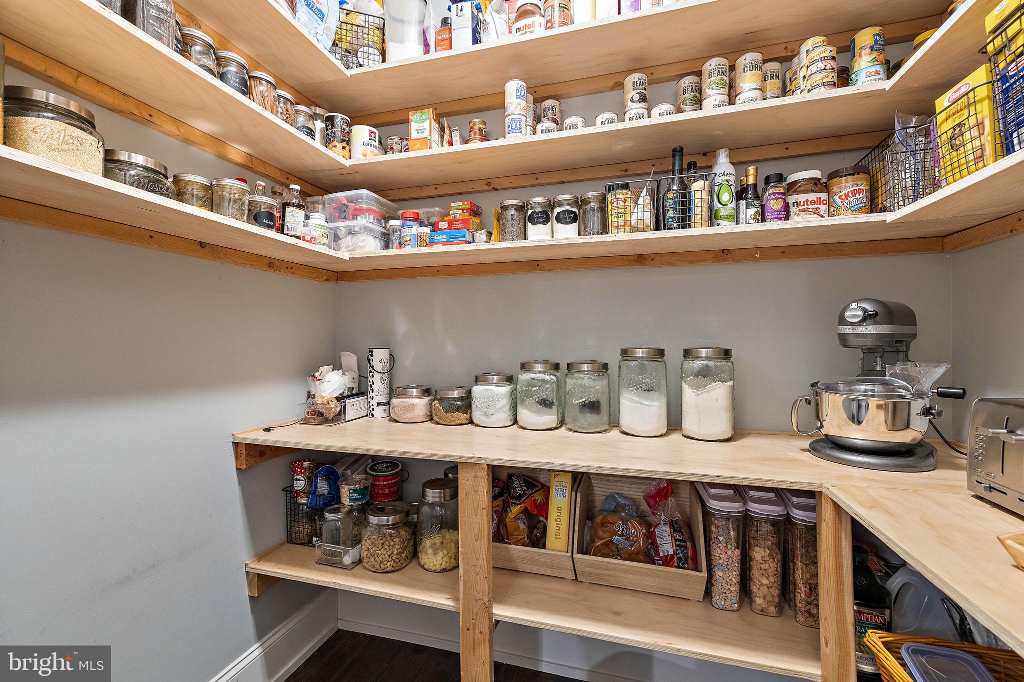 707 Grace Way Exton, PA 19341 - Photo 19 of 63 Pantry