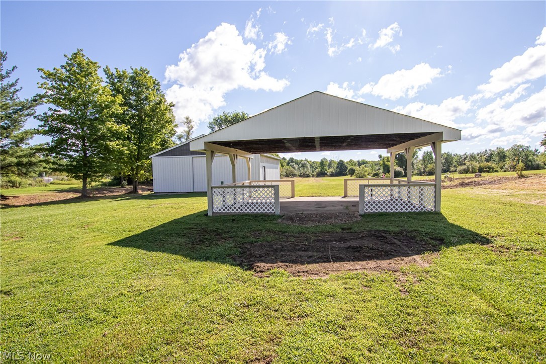 12168 Chamberlain Road Aurora, OH 44202 - Photo 5 of 35 30x24 pavilion