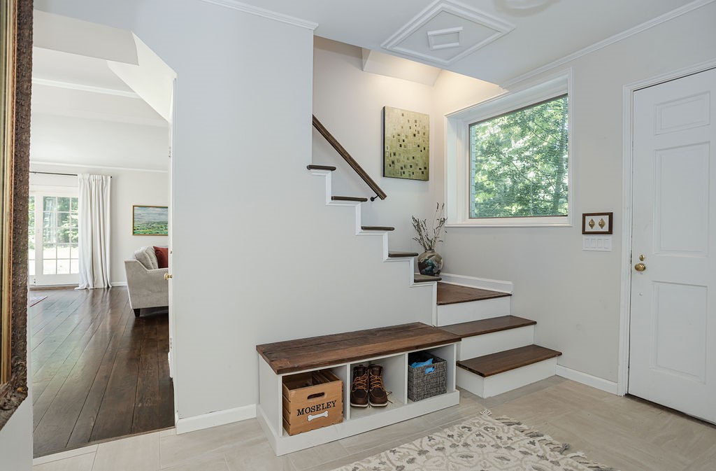 441 Post Road South Kingstown, RI 02879 - Photo 15 of 40