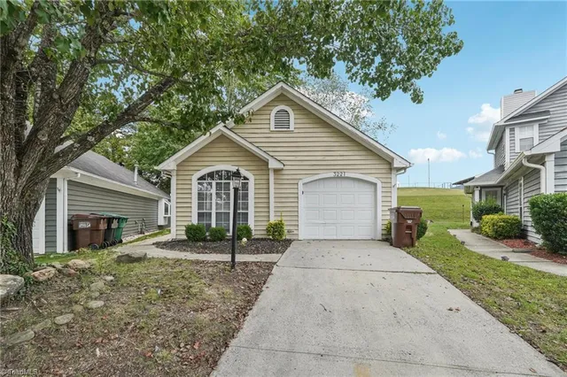 $224,000 | 3221 Pipers Way, High Point, NC 27265