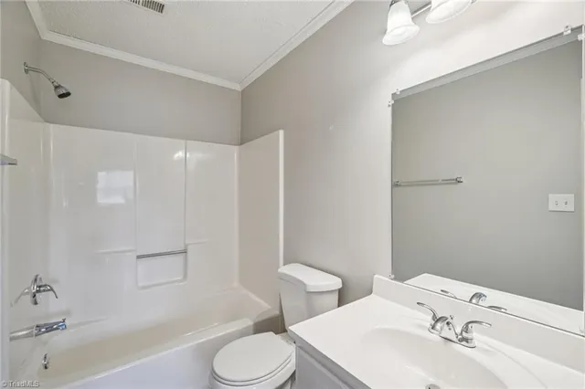 $224,000 | 3221 Pipers Way, High Point, NC 27265