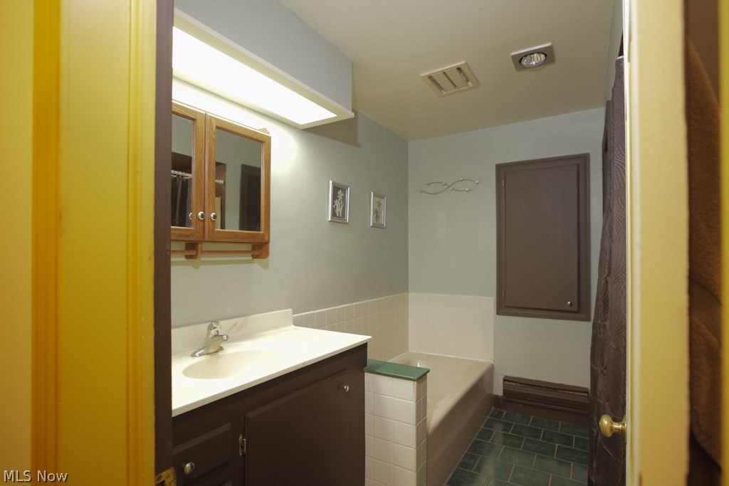 8317 West Calla Road Canfield, OH 44406 - Photo 11 of 16 Gallery Image 11