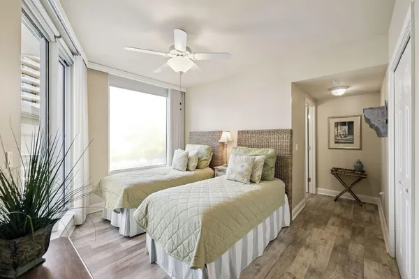 $1,600,000 | 15400 Emerald Coast Parkway, Unit 304, Destin, FL 32541