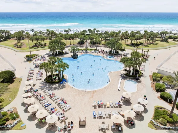 $1,600,000 | 15400 Emerald Coast Parkway, Unit 304, Destin, FL 32541