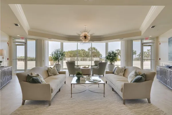 $1,600,000 | 15400 Emerald Coast Parkway, Unit 304, Destin, FL 32541